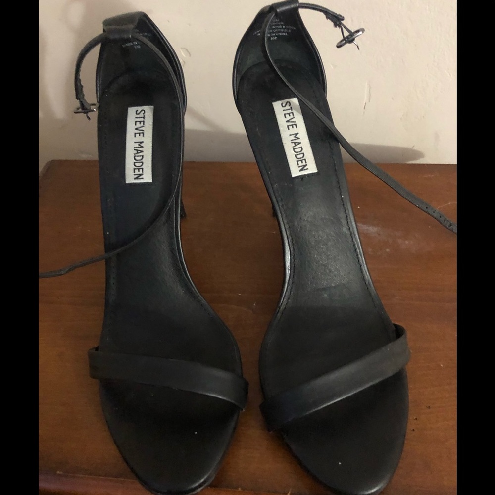 Steve Madden Pre Loved Stecy heel